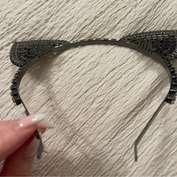 Bcbg Maxazria crystal cat ears - Picture 2 of 2